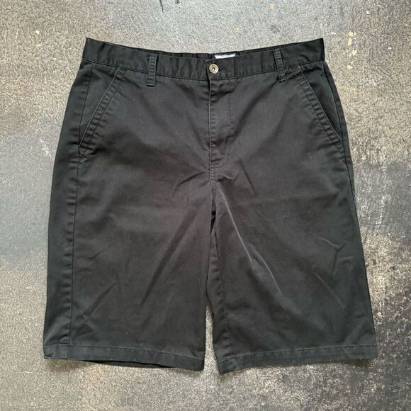 FreeWorld Quality Garments Black Flat Front Men’s Short Size 34 Essential - Picture 5 of 11